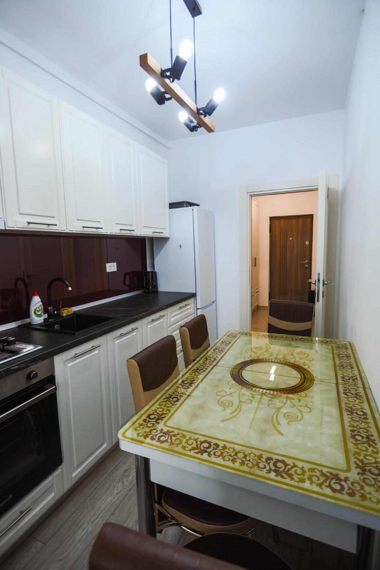 Q Apartament Near Palas Mall Iasi Bagian luar foto